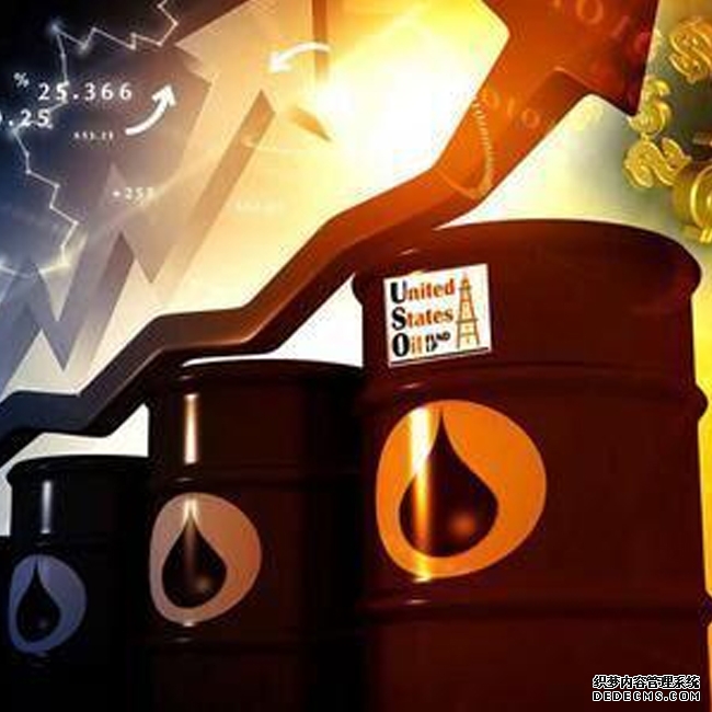 美国原油库存激增550万桶远超预期 库欣交割中心库存同步攀升